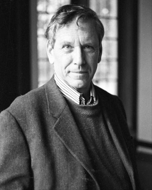Amos Oz