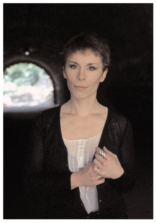 the secret place tana french summary the secret place tana french summary